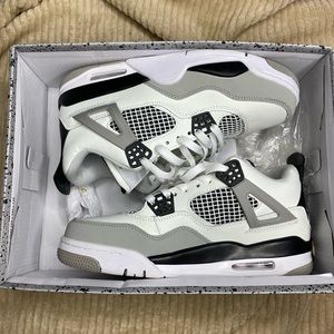 Air Jordan 4 Retro 'Military Black'